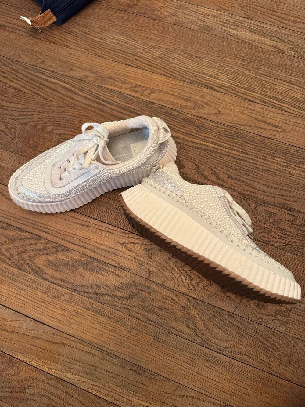 Dolce Vita Dolen Pearl Sneakers